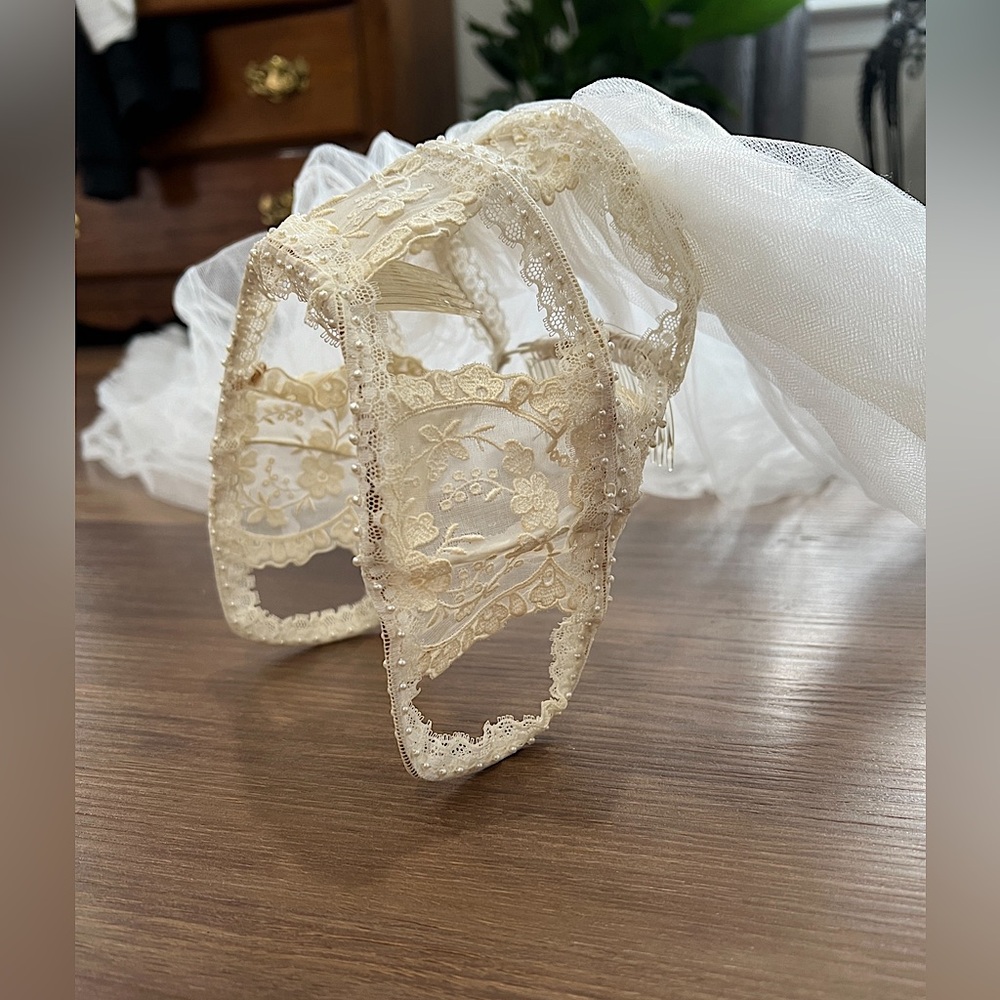 Vintage Bridal Headpiece and Veil